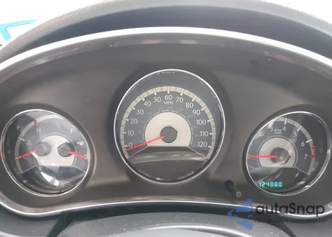 2013 Chrysler 200 Lx z USA, uszkodzony, nr VIN 1C3CCBAB7DN640946